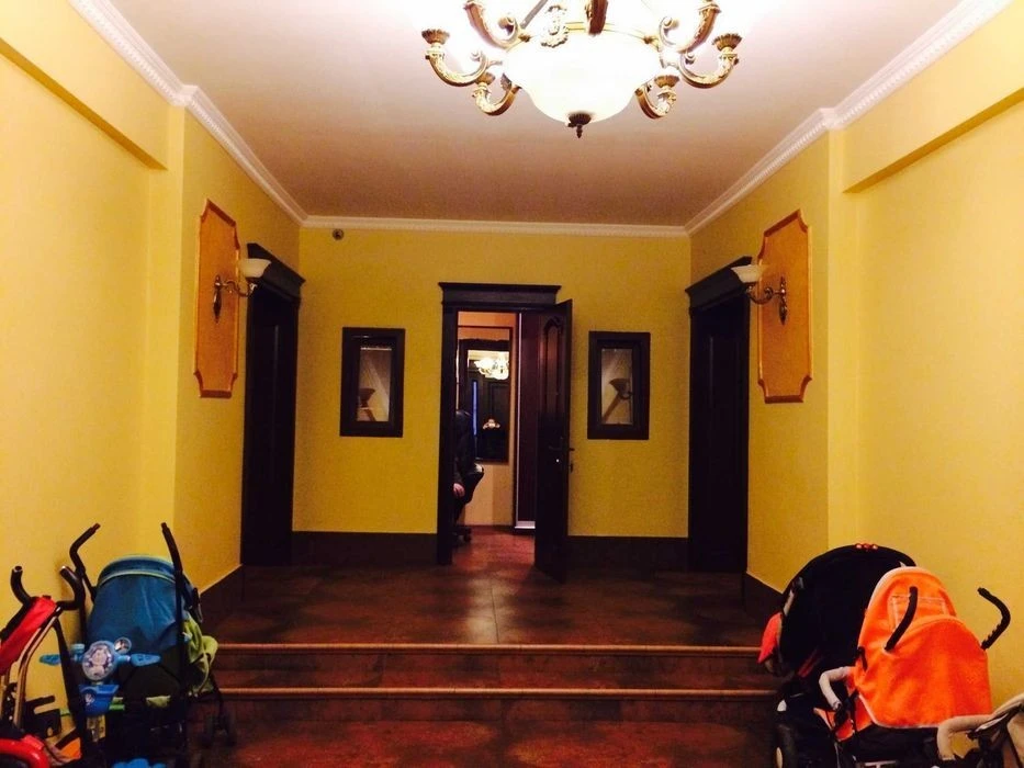 3 кімн в клубному домі; пр. Лобановського, с м. Деміївська 1