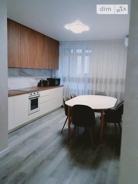Оренда 2-кімнатної квартири 78 м², Перемоги просп., 109А
