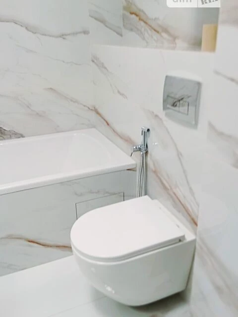 Оренда 2-кімнатної квартири 78 м², Перемоги просп., 109А