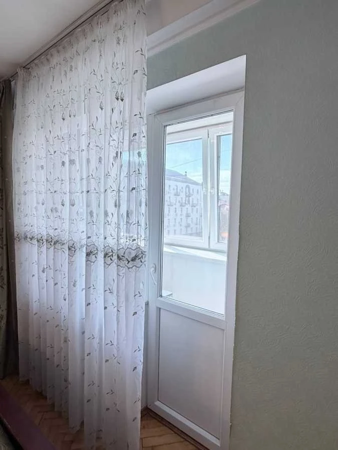 Оренда 3-кімнатної квартири 60 м², Загоревская, 3/15а