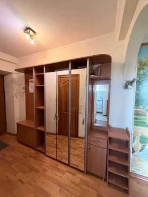 Оренда 3-кімнатної квартири 60 м², Загоревская, 3/15а