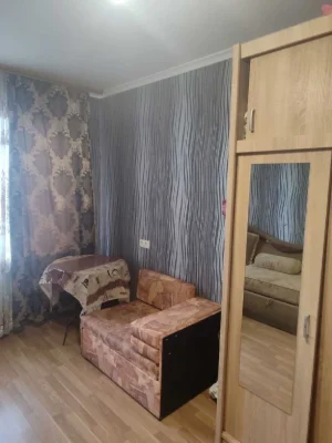 Оренда 3-кімнатної квартири 61 м², Зодчих вул.
