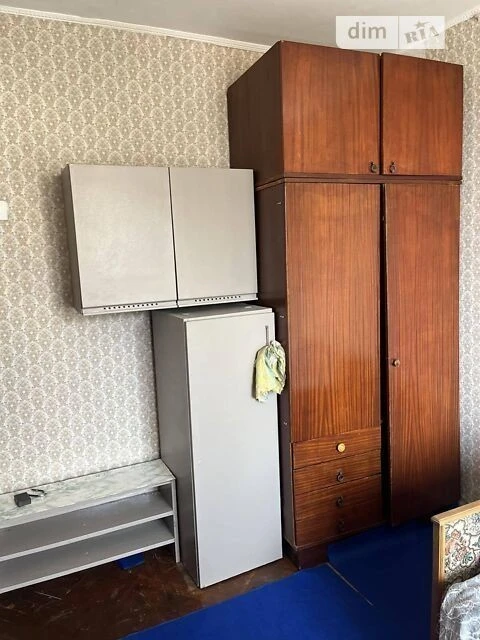 Здам в оренду кімнату на вул. Героїв Дніпра 30 довгостроково