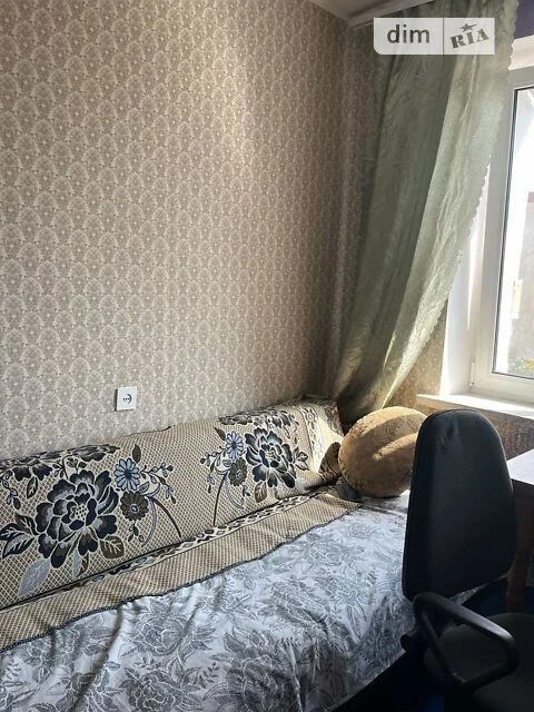 Здам в оренду кімнату на вул. Героїв Дніпра 30 довгостроково