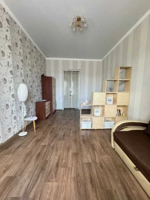 Комната в коммуне в центре, 493422