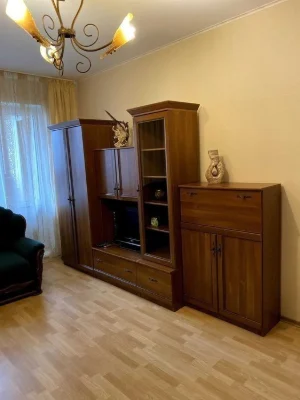 ДОВГОСТРОКОВА оренда 1-к квартири «ЗАХОДЬ і ЖИВИ».