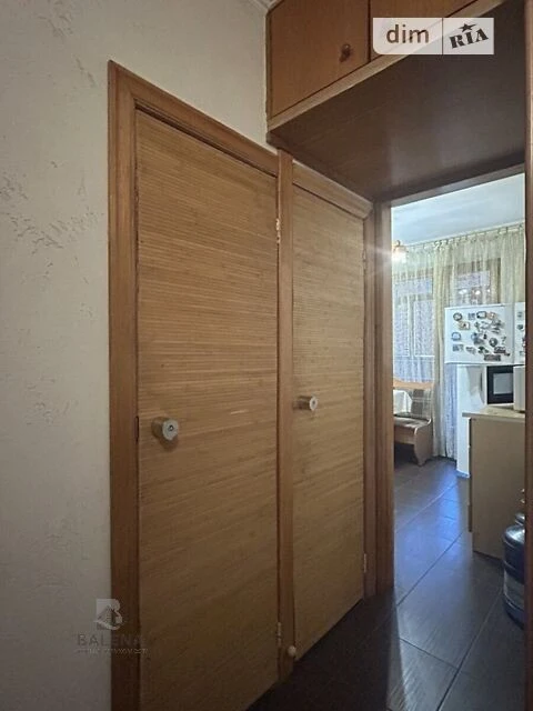 Довготривала оренда 1к квартири на просп. Оболонський 11 • I