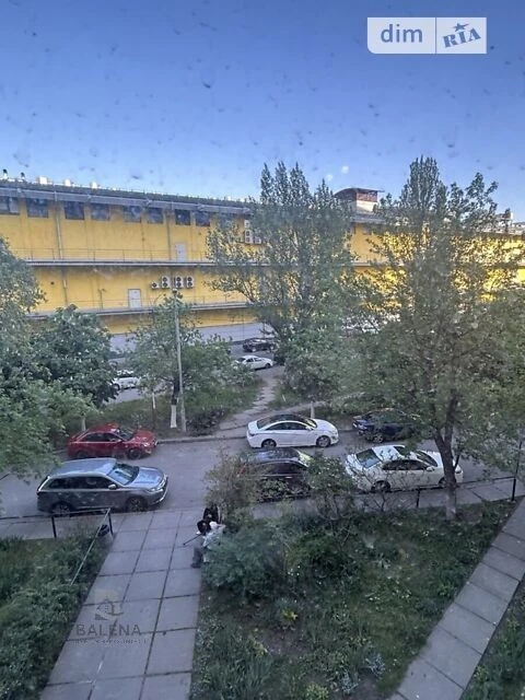 Довготривала оренда 1к квартири на просп. Оболонський 11 • I