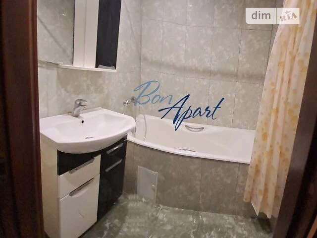 Довготривала оренда 3к квартири на вул. Ахматової Анни 4 • I