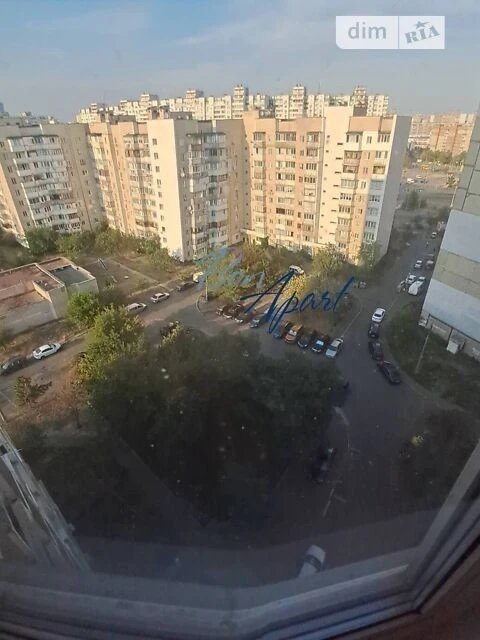 Довготривала оренда 3к квартири на вул. Ахматової Анни 4 • I