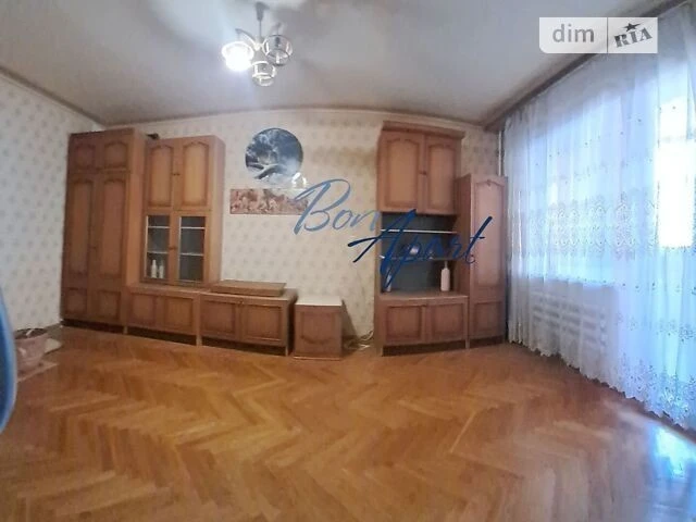Довготривала оренда 3к квартири на вул. Ахматової Анни 4 • I