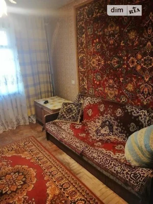 Здам в оренду кімнату на вул. Світлицького 19 довгостроково
