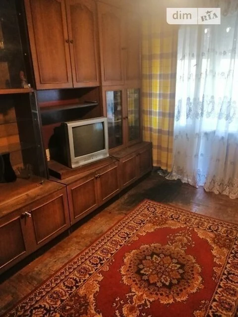 Здам в оренду кімнату на вул. Світлицького 19 довгостроково