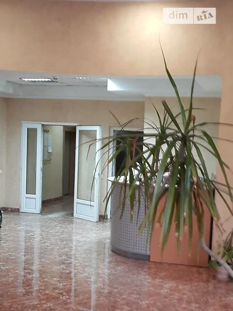Здам в оренду кімнату на вул. Предславинська 31/11 довгостро