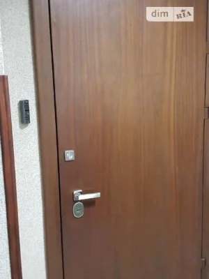 Здам в оренду кімнату на вул. Предславинська 31/11 довгостро