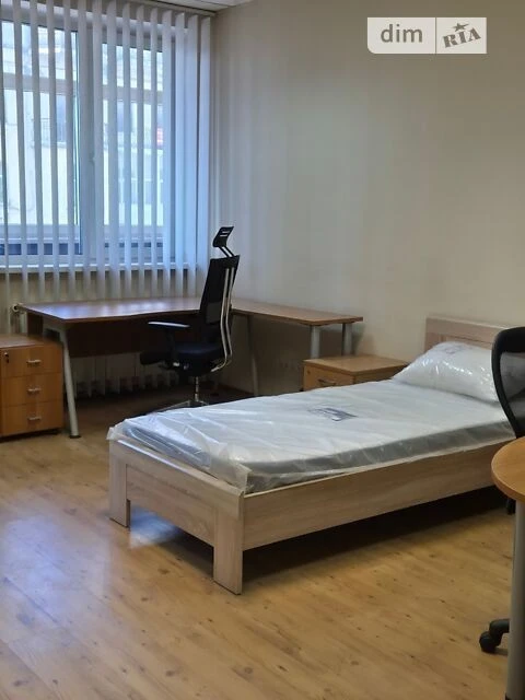 Здам в оренду кімнату на вул. Предславинська 31/11 довгостро