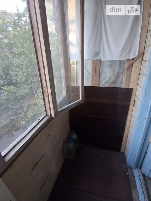 Здам в оренду кімнату на вул. Кубанської України довгостроко