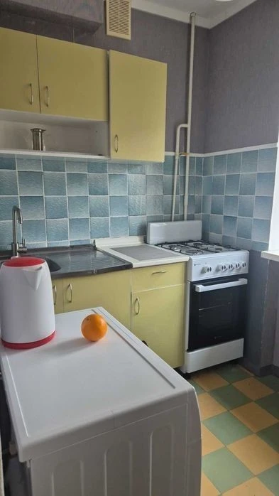 довгострокова 1 кімнатноі квартири вул. Березняківська, 36г