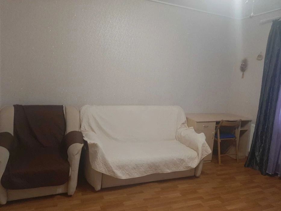 Здається недорога однокімнатна квартира в Дарницькому р-ні м