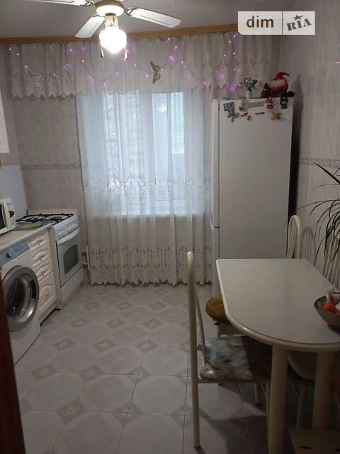Здам в оренду кімнату на вул. Оноре де Бальзака 92 довгостро