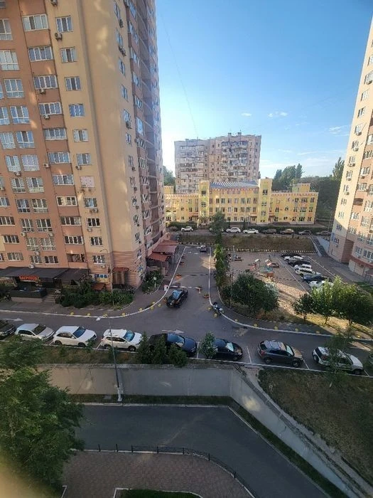 Оренда 2-кімнатна Пр. Науки, 69
