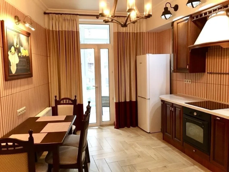 Оренда 2к 50 м² | Французький Квартал-1 | 650 м до метро