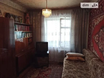 Здам в оренду кімнату на бул. Жуля Верна 13А довгостроково •