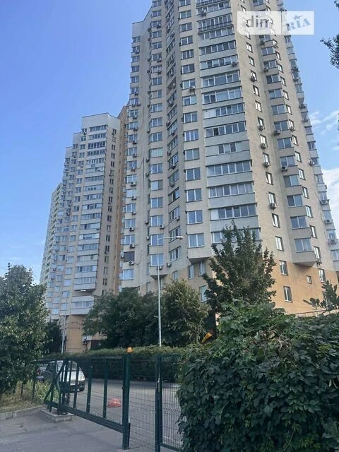 Довготривала оренда 1к квартири на вул. Саперно-Слобідська 2