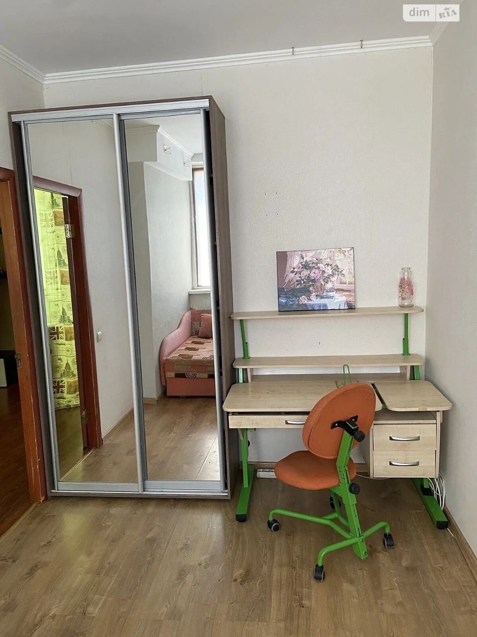 Long-Term Rental Apartment Peresypsky