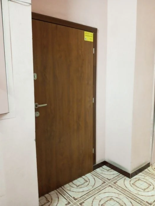 Вул. Є. Коновальця. Сучасний ЖК закритого типу з бомбосховищ