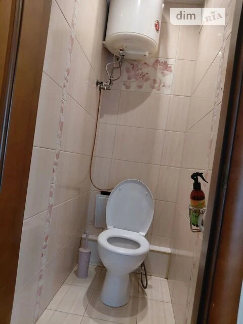 Довготривала оренда 1к квартири на вул. Ахматової Анни 5 • I