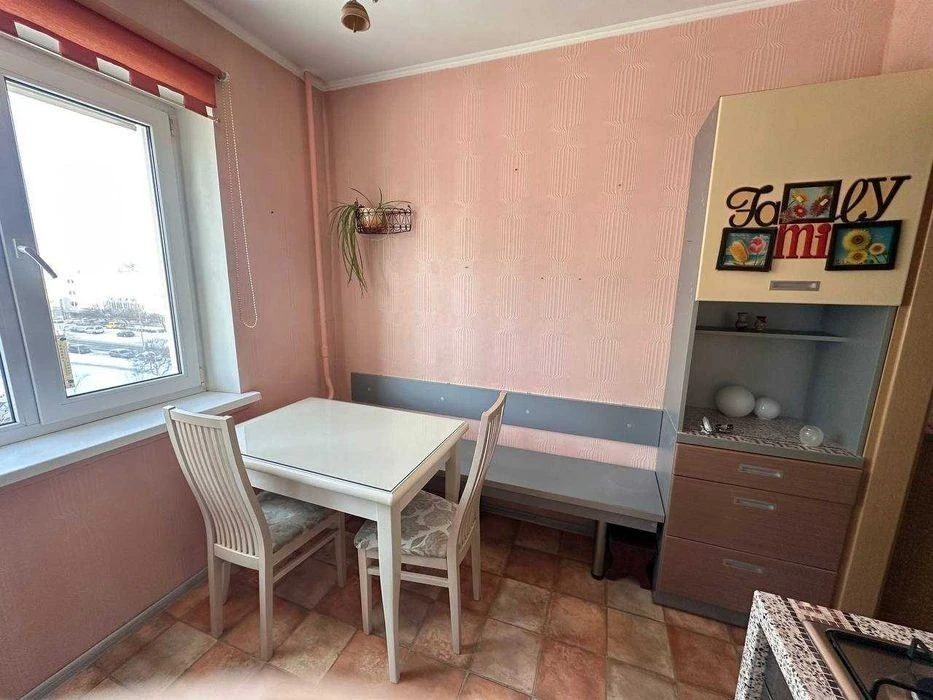 Сдам 2-к квартиру ул. Озерная 14 м. Героев Днепра Свободна с