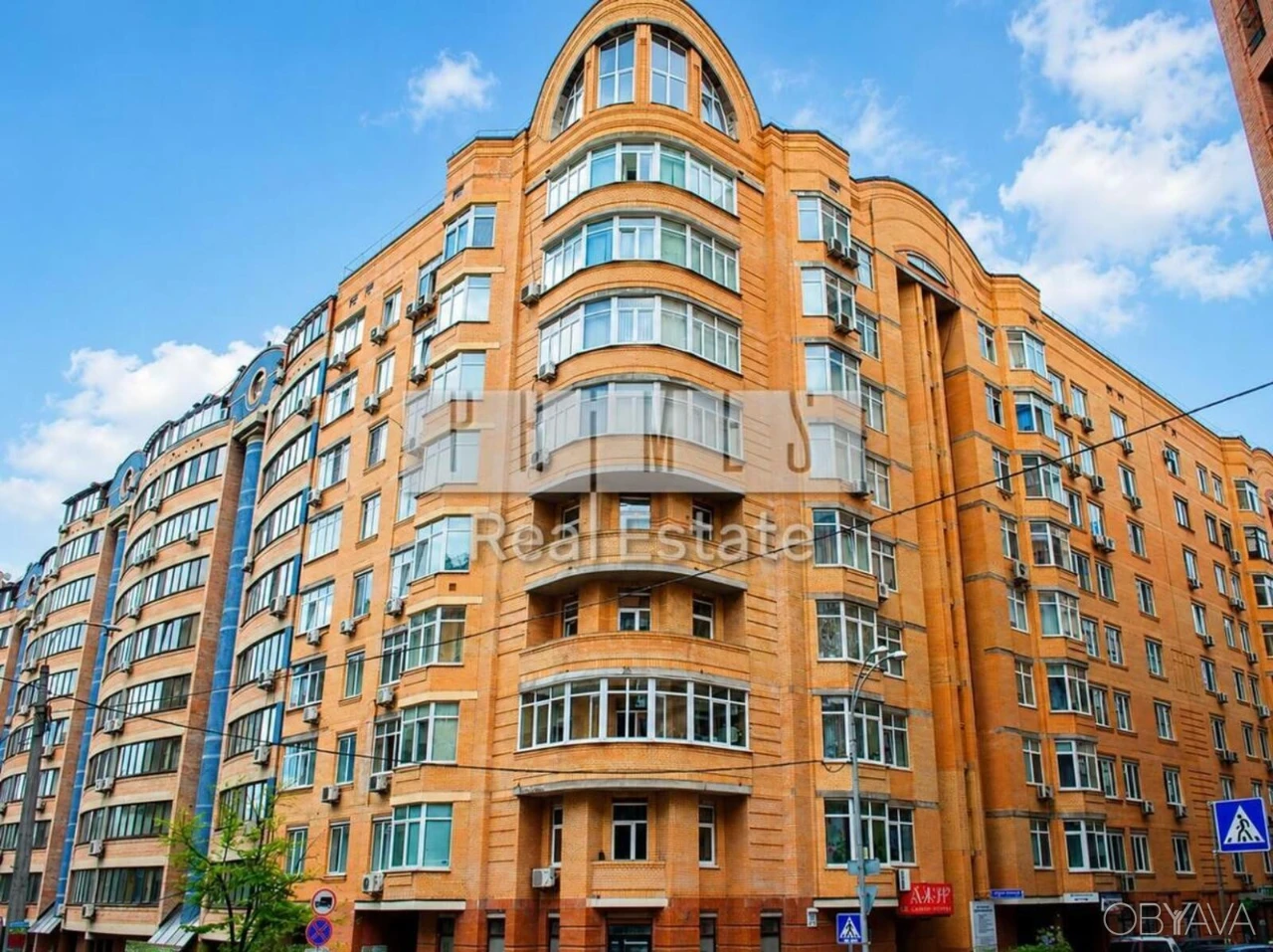 4-комнатная квартира, 166 кв.м