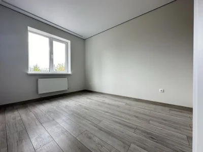 Duplex / Renovated house in the suburbs