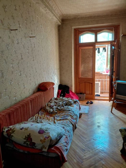 Selling a 2-room apartment in Vostochny