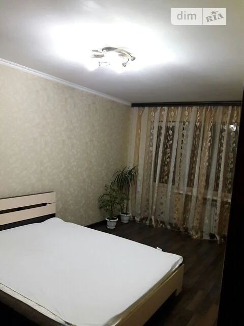 Довготривала оренда 1к квартири на вул. Петра Ніщинського 12