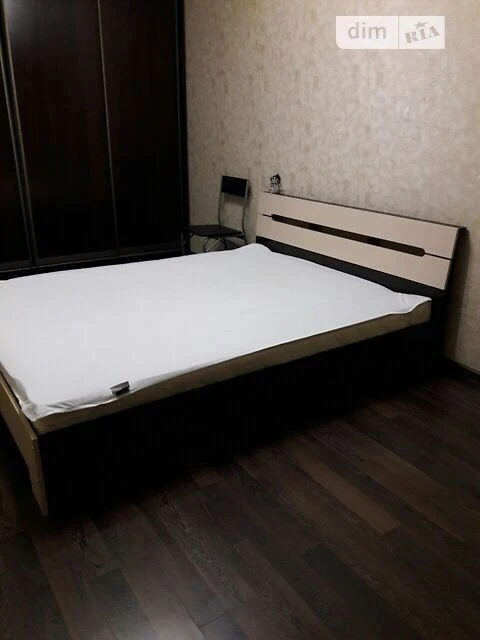 Довготривала оренда 1к квартири на вул. Петра Ніщинського 12