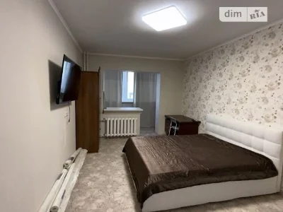 Довготривала оренда 3к квартири на вул. Мілютенка 25 • ID 34