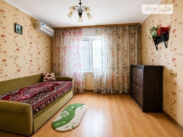 Здам в оренду кімнату на вул. Олександра Кошиця 9 довгострок
