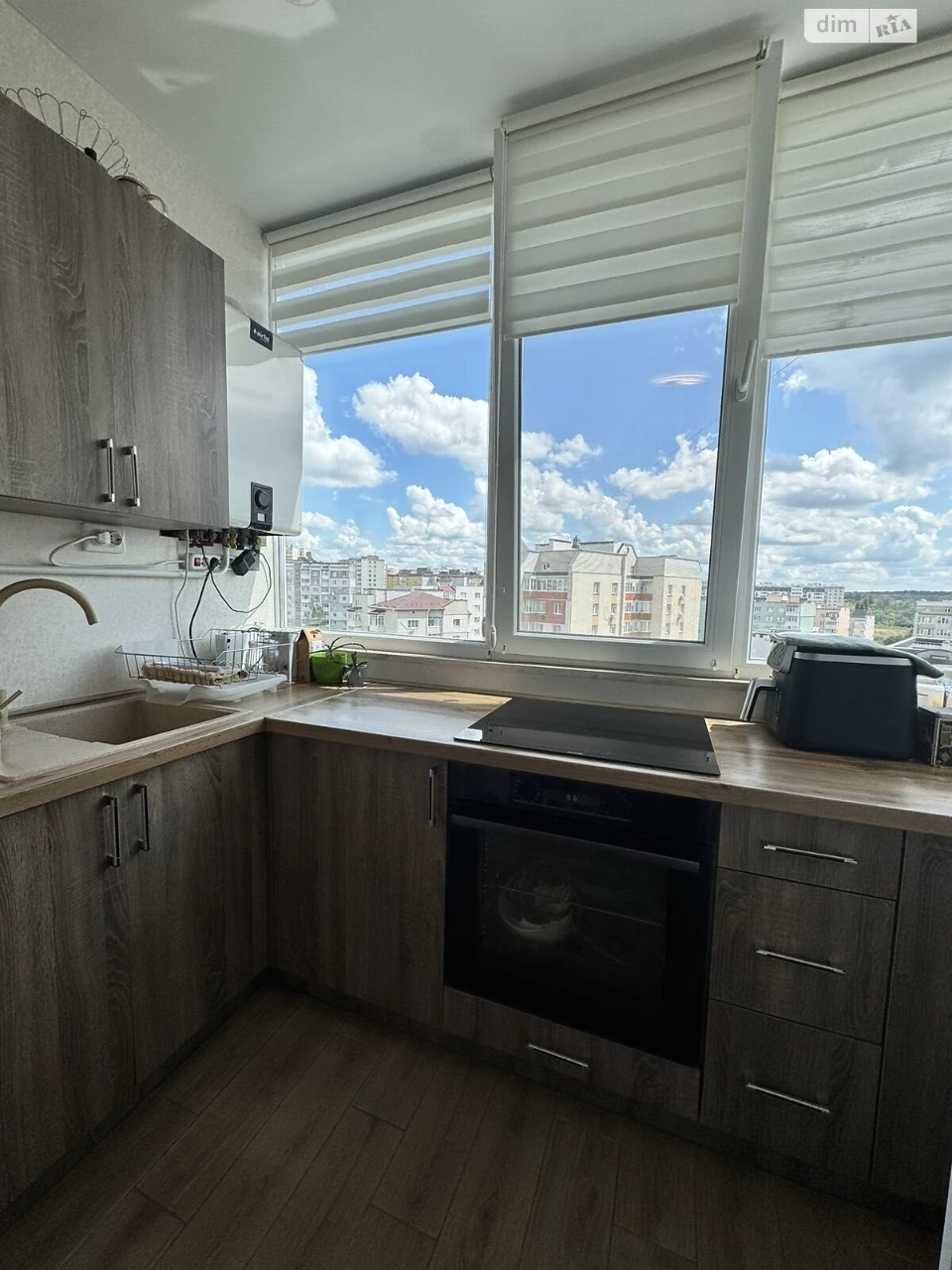 Продаж Квартира Озерна