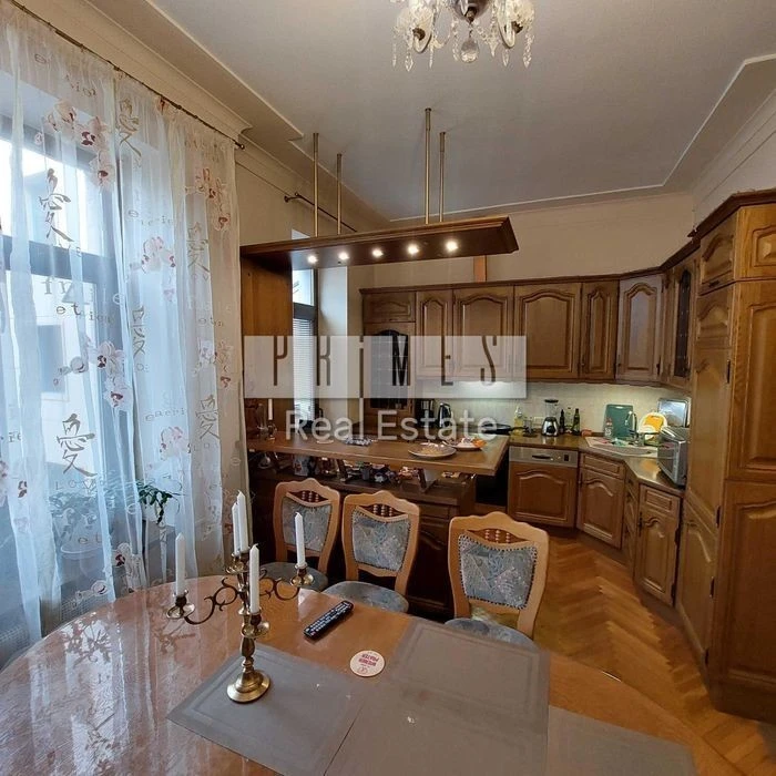 Оренда 3к квартири з меблями, вул. Дарвіна, 10, р-н Липки