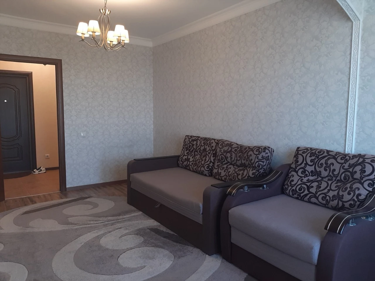 Оренда 1-кімнатної квартири 43 м², Мілославська вул., 2