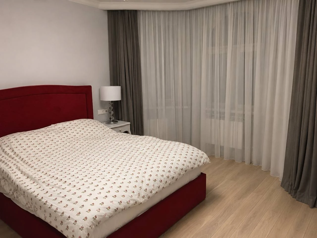 Оренда 3-кімнатної квартири 82 м², Дмитрівська вул., 75