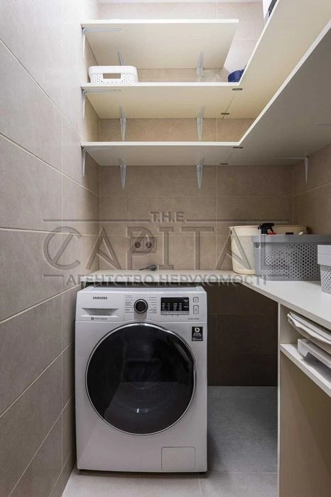 Оренда елегантної 4-кімнатної 105 м² квартири у ЖК «Венеція»