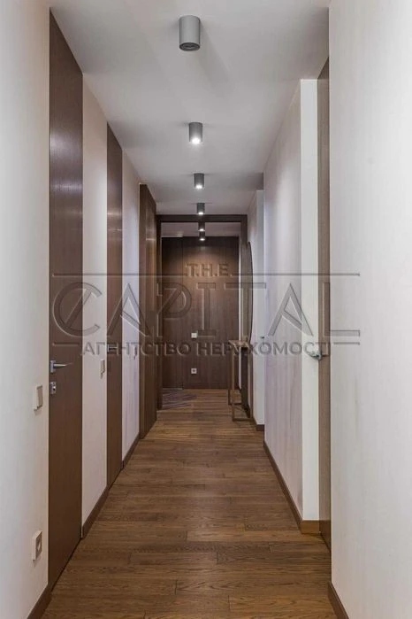 Оренда елегантної 4-кімнатної 105 м² квартири у ЖК «Венеція»
