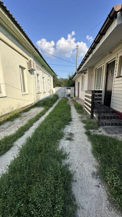 Продаж 2к квартири в приватному секторі центр міста