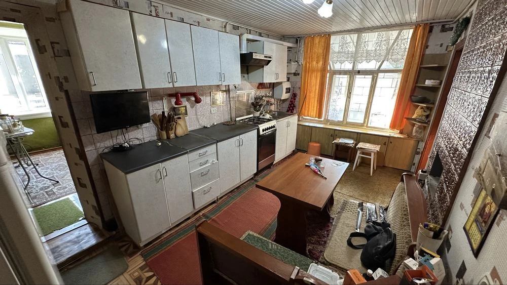 Продаж 2к квартири в приватному секторі центр міста