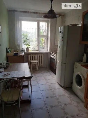 Здам в оренду кімнату на вул. Марганецька 22 довгостроково •