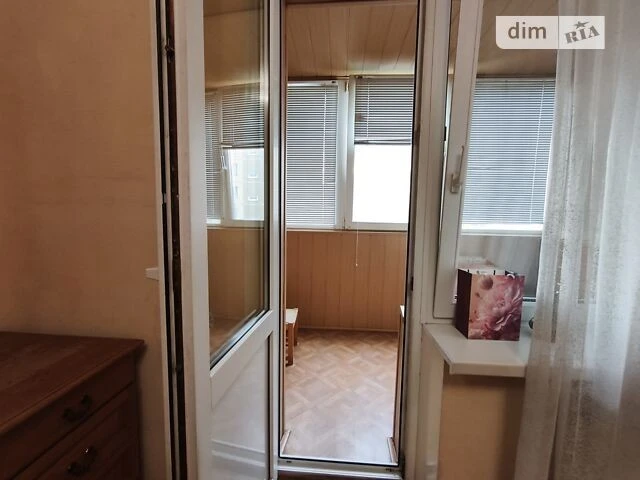 Здам в оренду кімнату на вул. Милославська 21 довгостроково