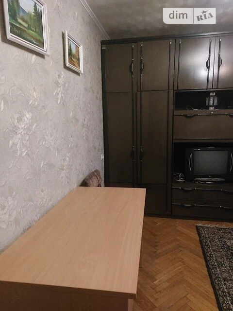 Здам в оренду кімнату на вул. Олекси Тихого 49 довгостроково